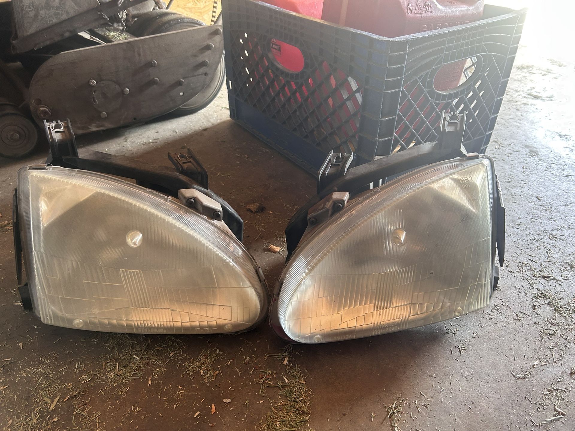 Honda Delsol Headlights