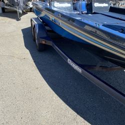  Champion bass boat 201 Elite