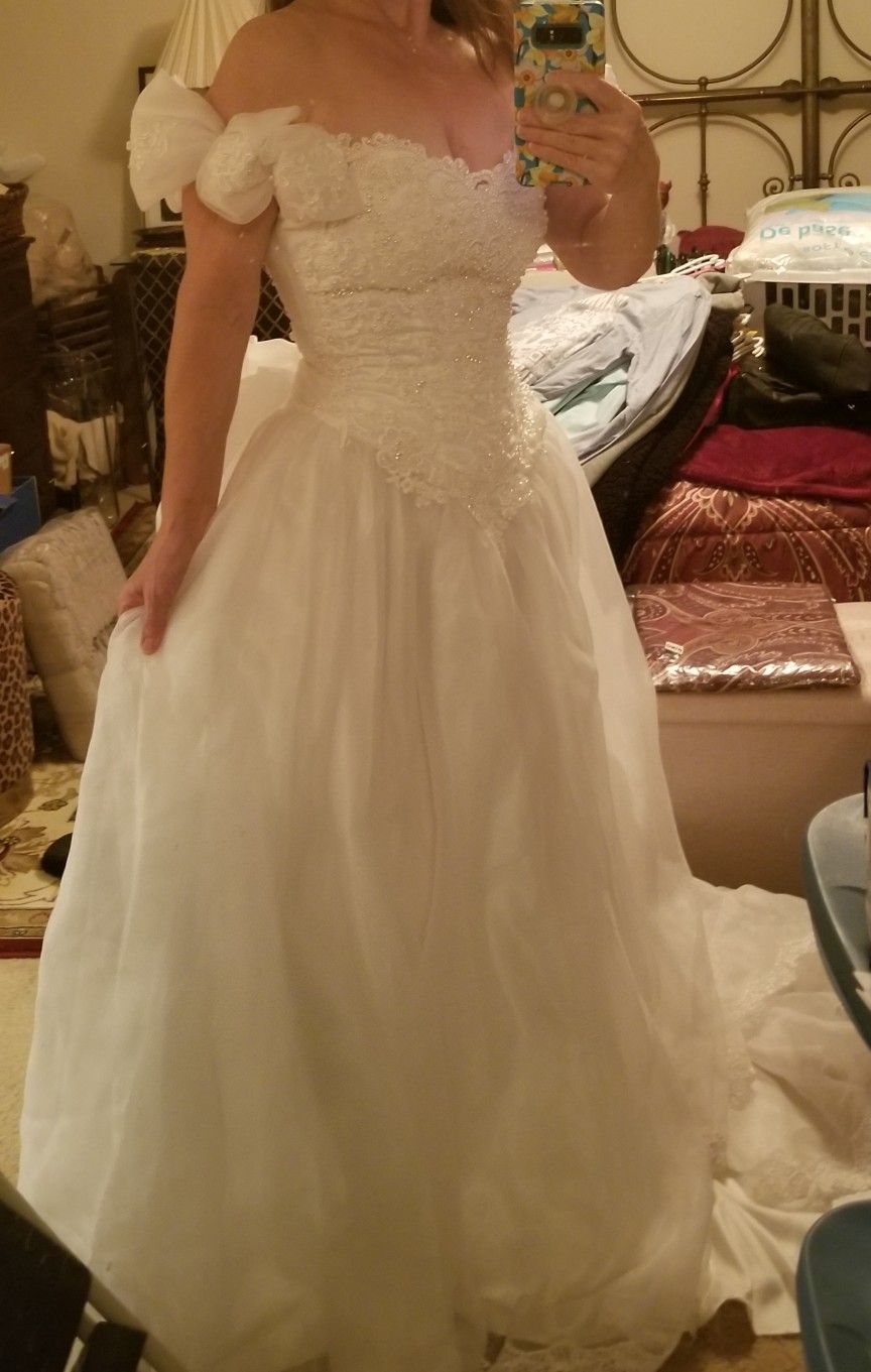 Wedding Gown NEVER USED
