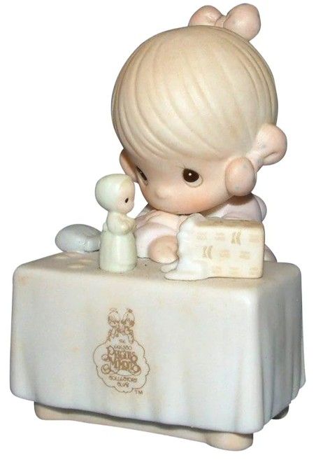 Vintage Precious Moments 1989 # C0010 Symbol Of Membership "My Happiness"