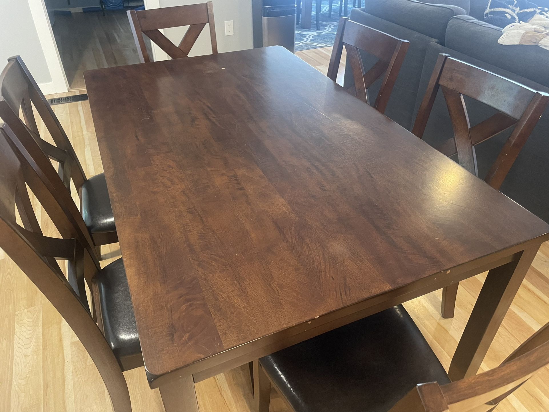 Dining Table And 6 Chairs