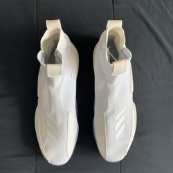 Adidas Men Basketball Shoes 19