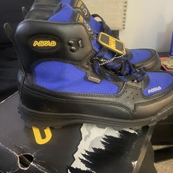 Size 9.5