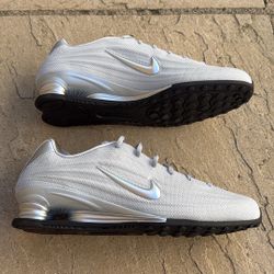 New Nike Shox Z Silver Black Shoes Women’s 10, Men’s 8.5