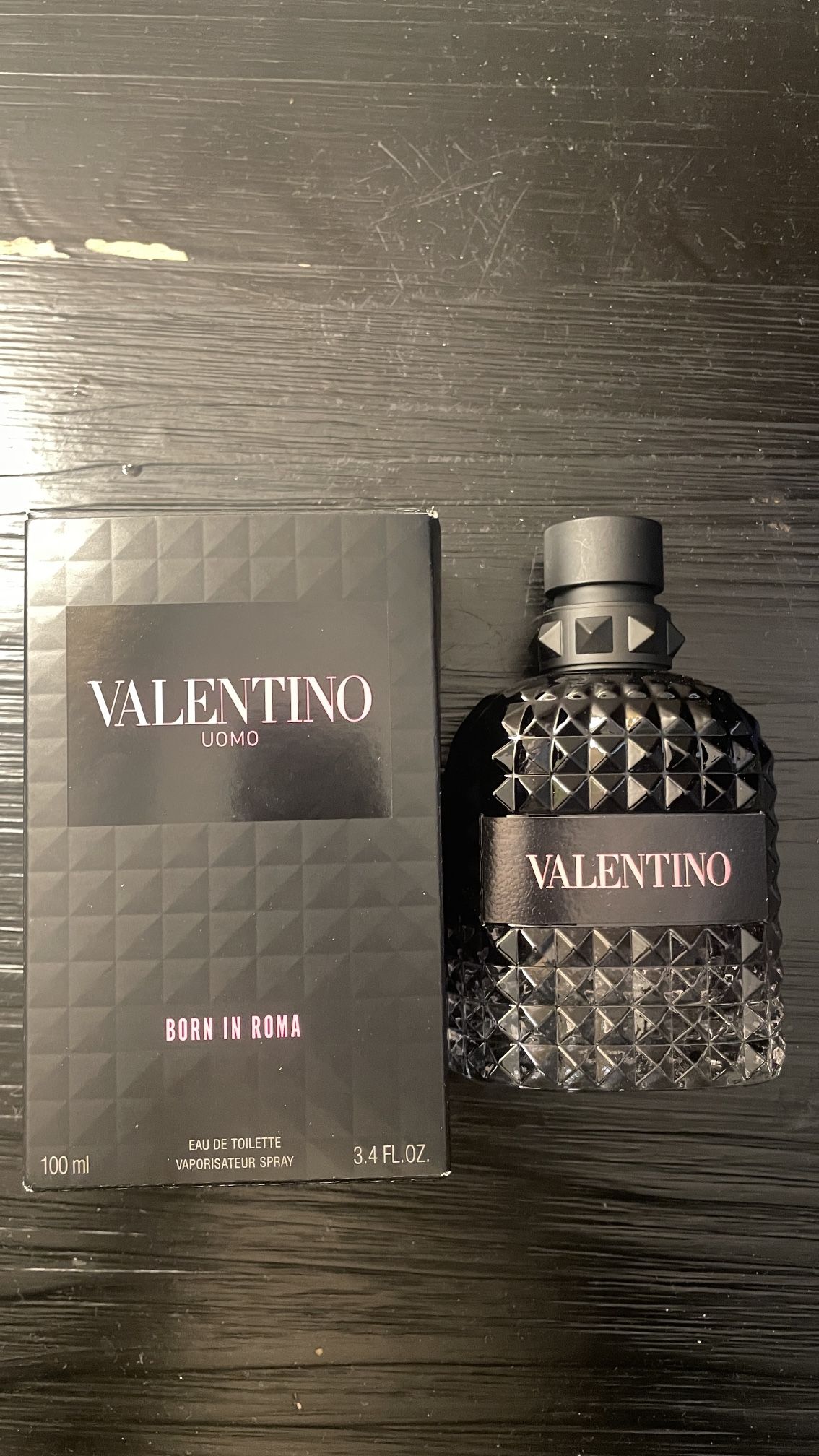 Valentino Uomo Born In Roma