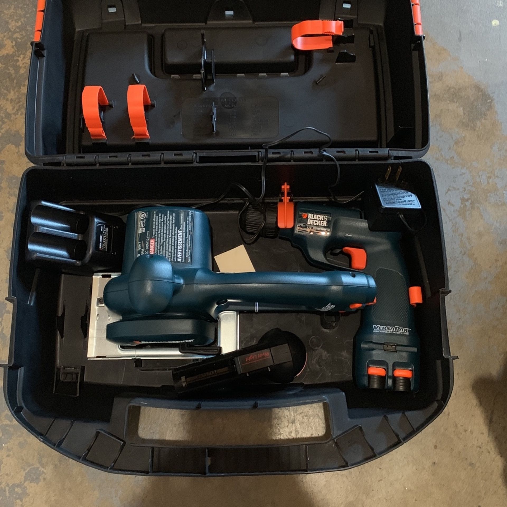 Versapak Black And Decker Pivot BLACK DECKER VP650 VersaPak