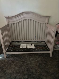 Baby crib
