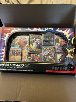 MEGA LUCARIO EX PREMIUM FIGURE COLLECTION