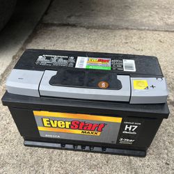 H7 EverStart Maxx Lead Acid Automotive Battery