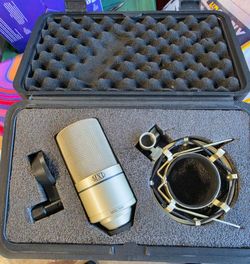 MXL 990 Condensor Microphone