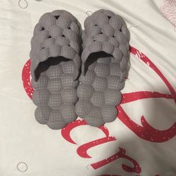 Bubble Shoes / Slides 