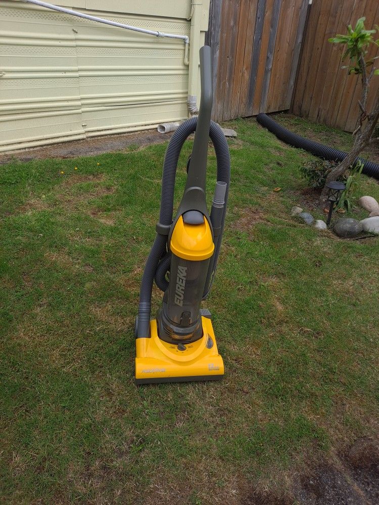 Eureka Maxima Vacuum Cleaning