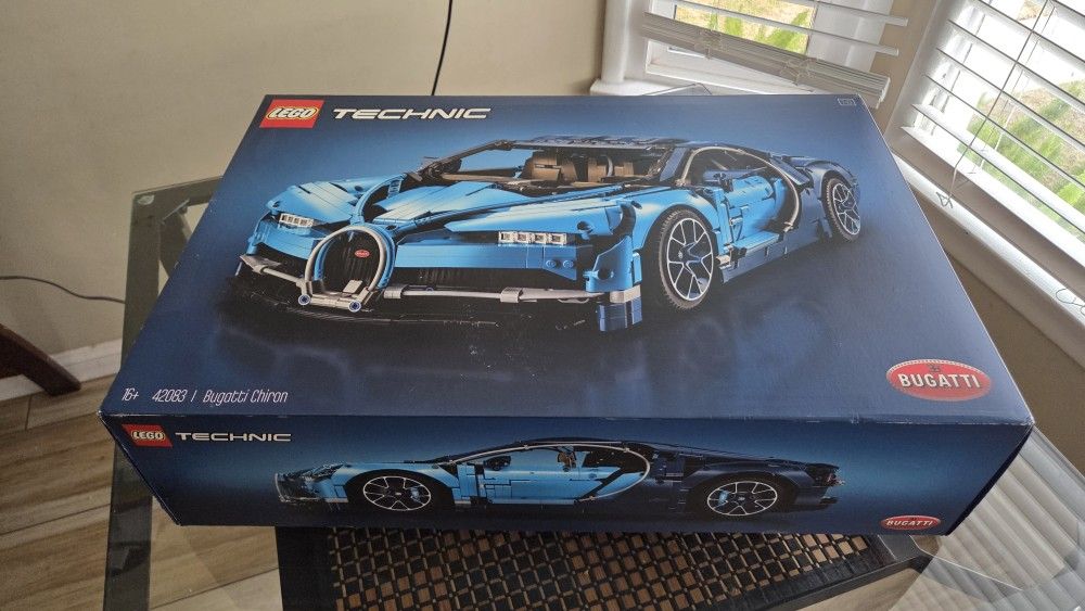 Lego Technic Bugatti Chiron Set 42083