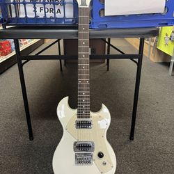First act 222 Adam Levine ElEC. Guitar