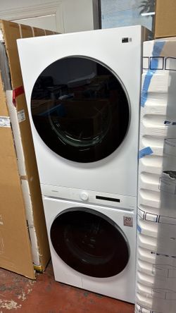 Samsung Washer And Dryer Electric Stacked 