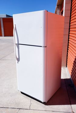 BIG 21 CuFt Free Delivery Super Clean Works Perfectly Kenmore Refrigerator Fridge Plugged in and Cold When You Come To Look
