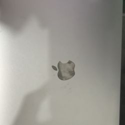 MacBook Air (FOR PARTS)