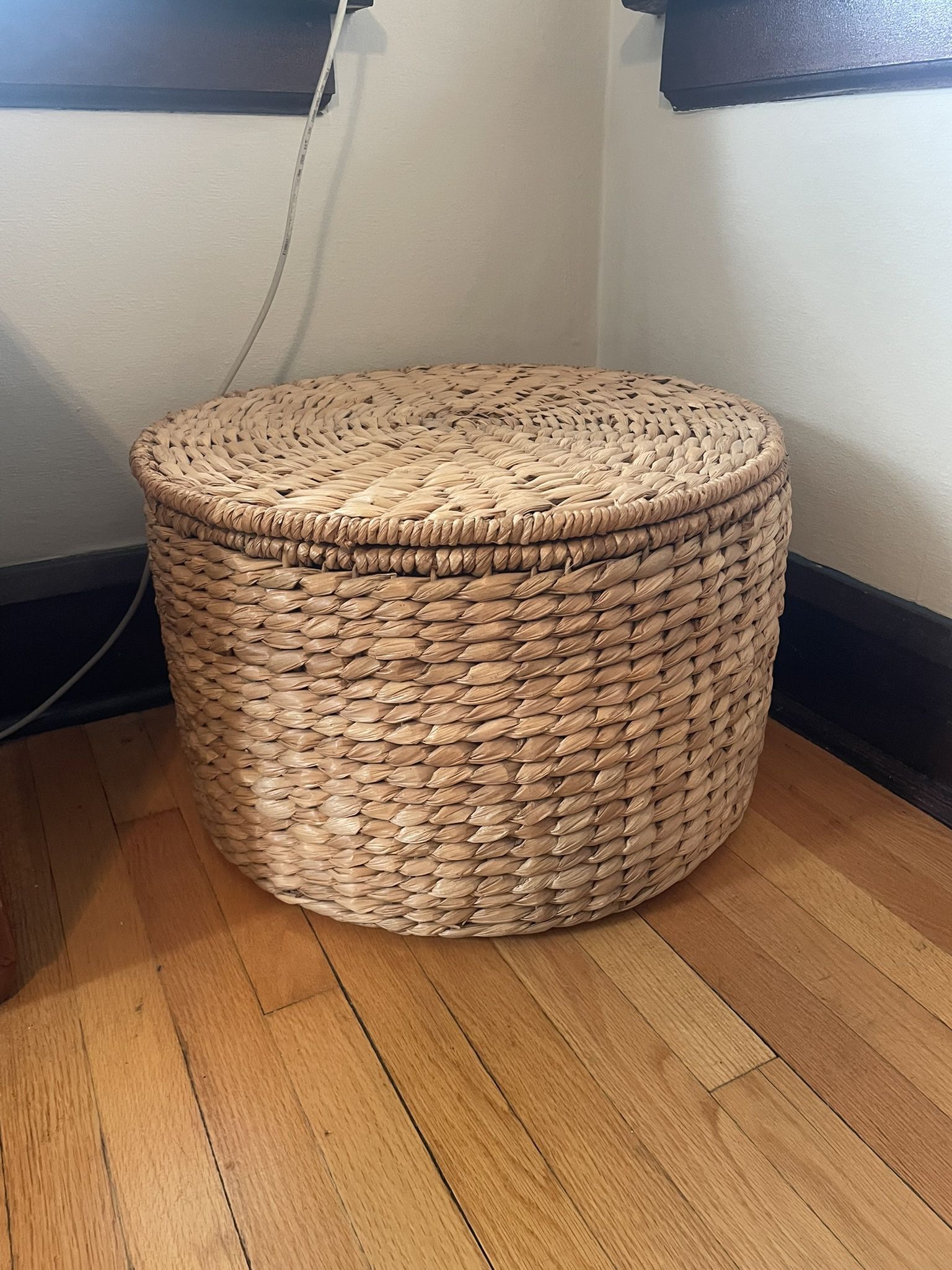 Storage Ottoman Or Table