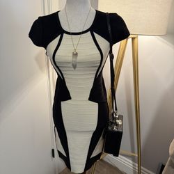 Hervé Léger Black & Ivory Bandage Dress – Size M (Like New)