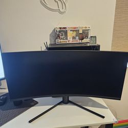 Monoprice 34" Ultra wide Curved Gaming Monitor 1440p 144hz