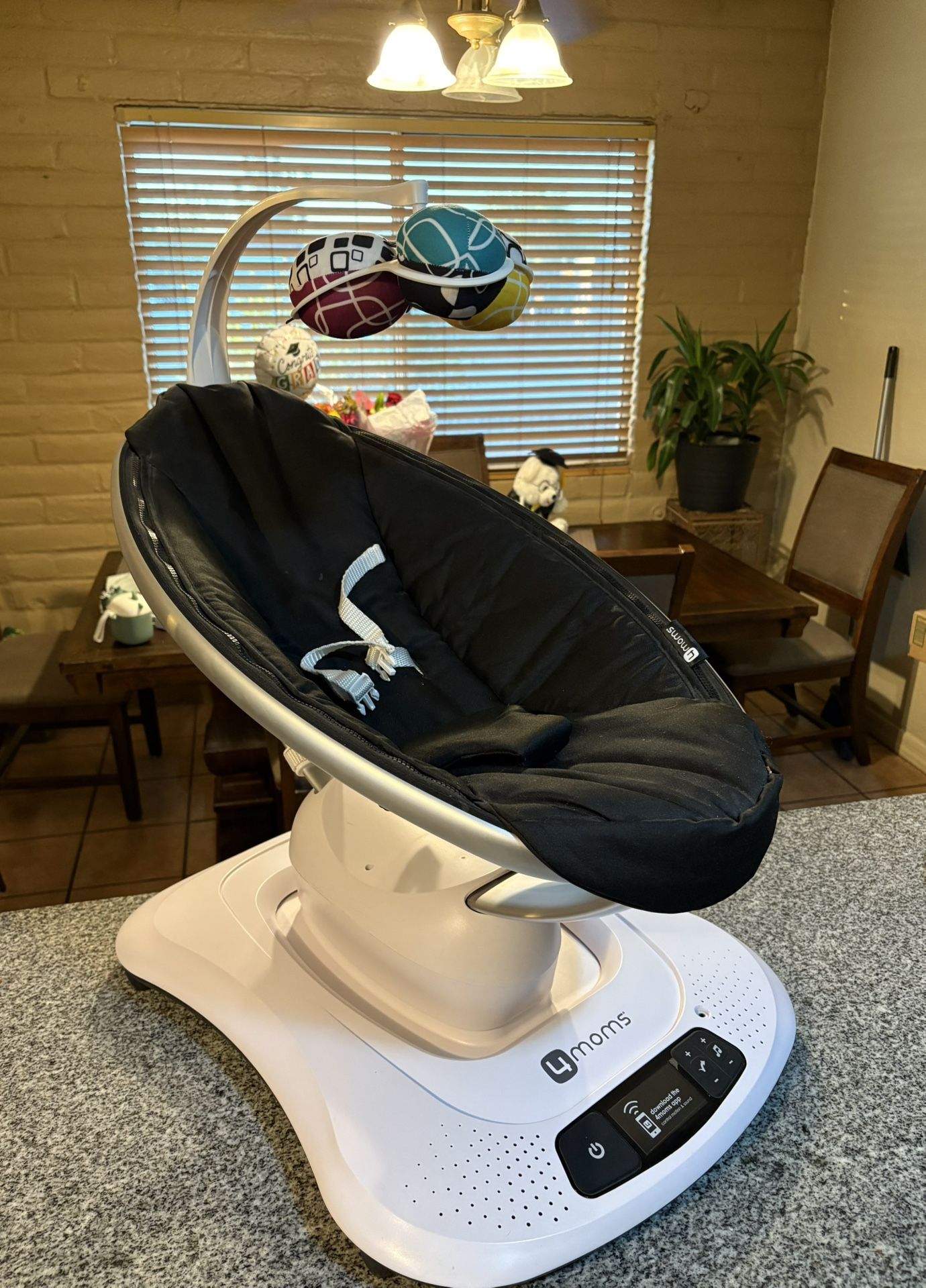 4moms mamaroo baby swing
