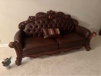 Love seat leather sofa