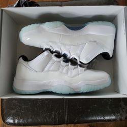 Jordan 11 Blue