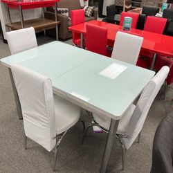 Brand New Dining Table With 4 Chairs - Delivery And Financing Available 