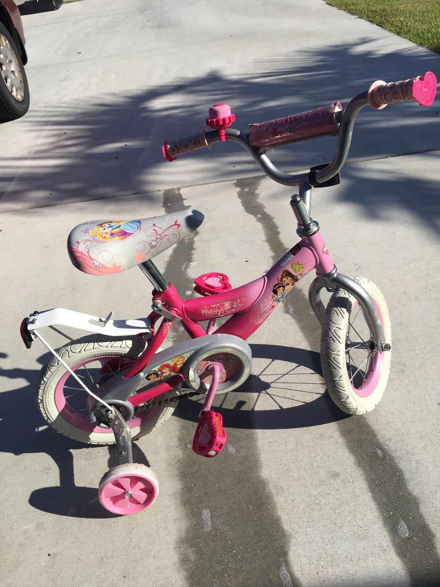 Little Girls Disney Bike