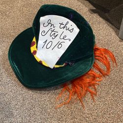 Mad Hatter Halloween costume including hat with hair