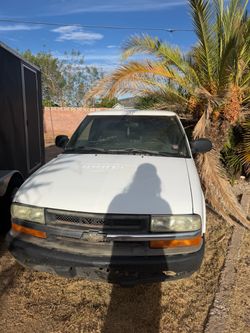 2003 S10 parts  truck