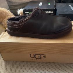 Ugg Slippers 