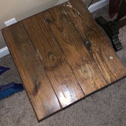 2 End Tables 