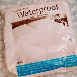 Queen Size Waterproof Mattress Pad