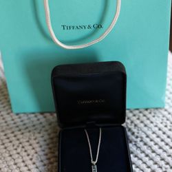 Gorgeous Tiffany & Co. 18K White Gold Diamond Necklace
