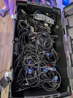 Dell laptop chargers I have 30 of them