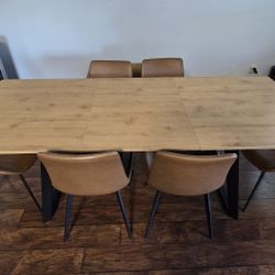 Kitchen Table With Leaf + 6 Chairs 