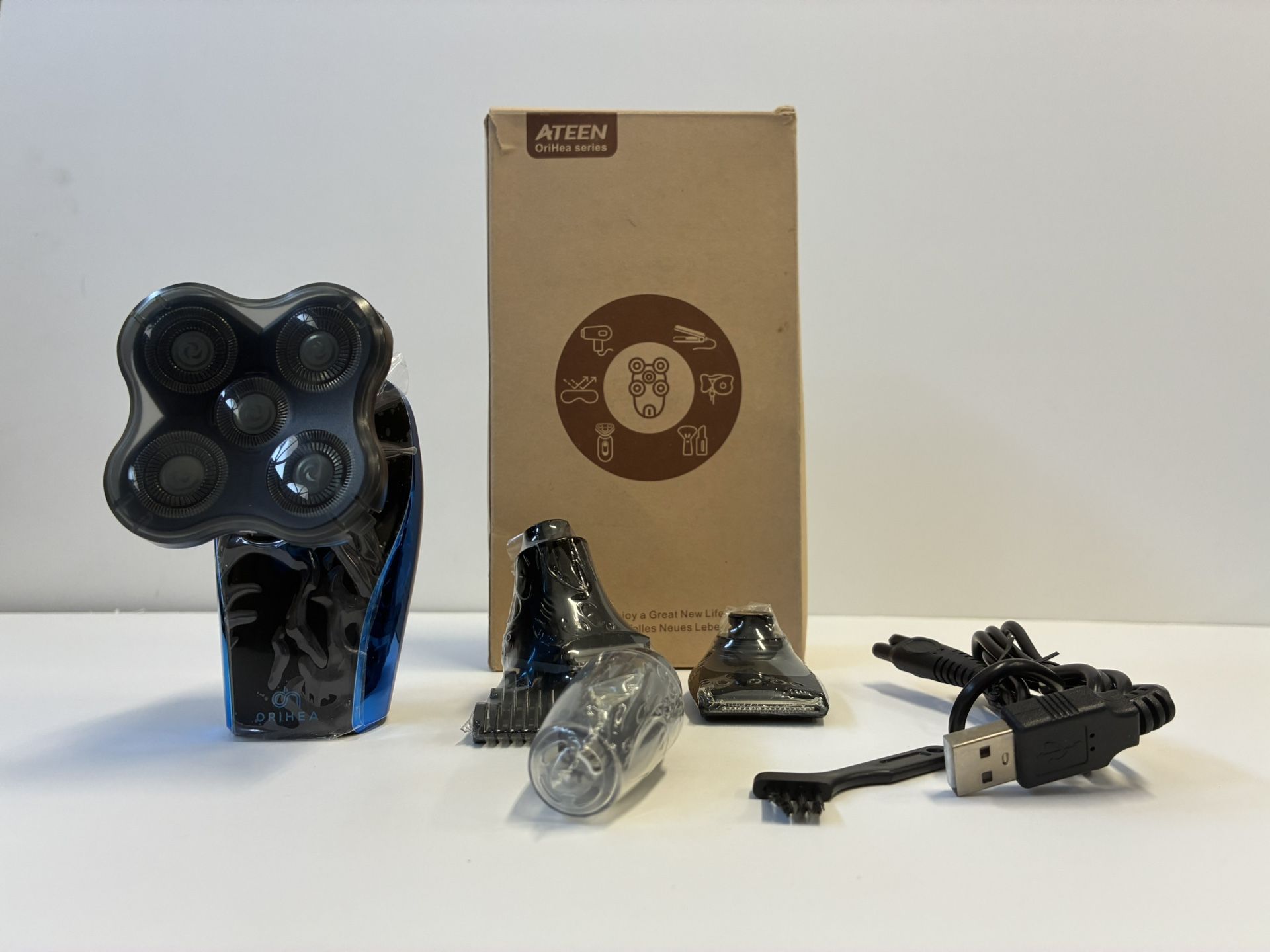 Mens grooming kit
