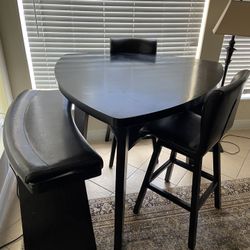 Dinning/breakfast Table
