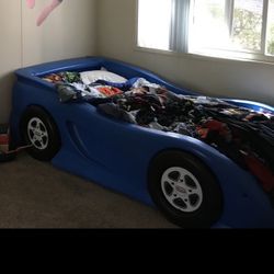 Twin Car Bed