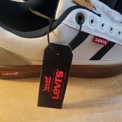 Levi's