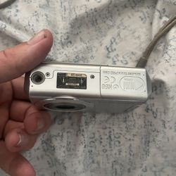 Sony Cyber-shot DSC-S650