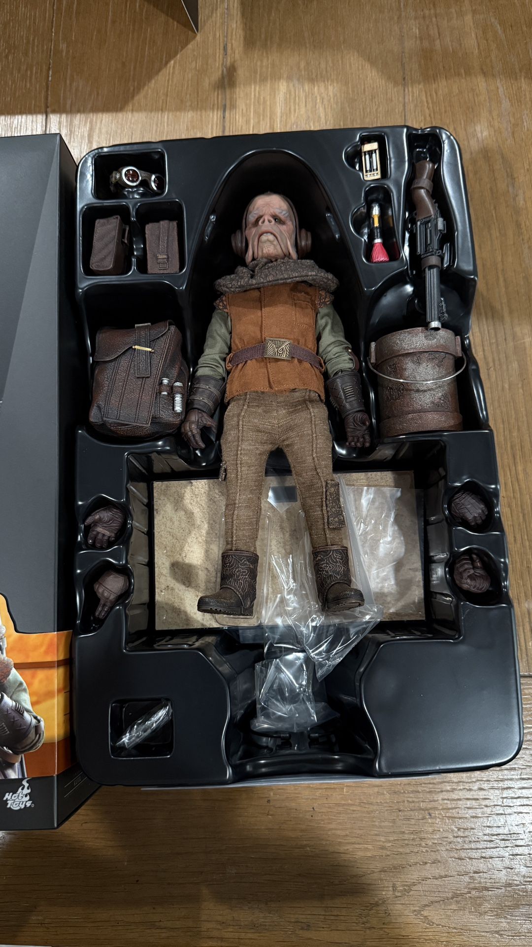 Hot Toy Kuill