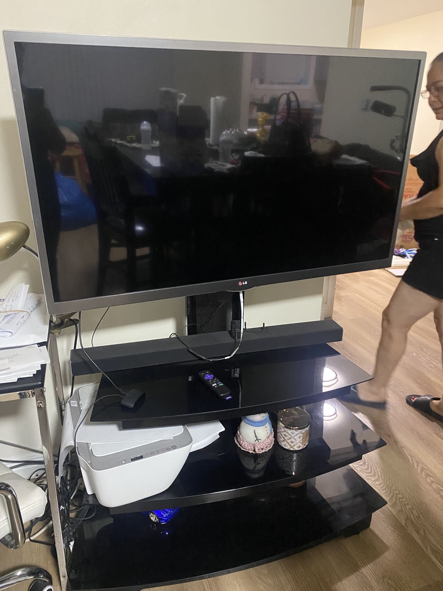 tv and tv stand for sale 