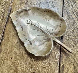 Brass leaf trinket tray