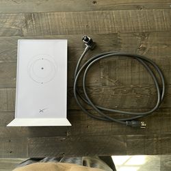 Starlink gen 1(with router and all chords) No Shipping