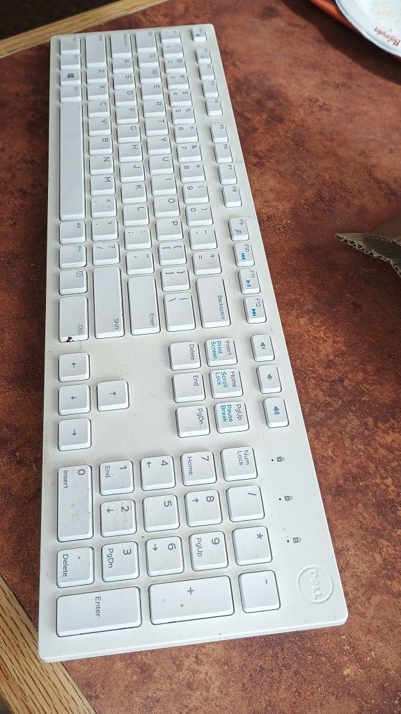 Dell Wireless Keyboard white