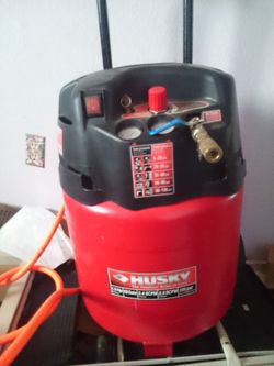 Air Compressor 12 Gallons