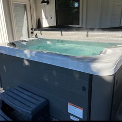 Master Spa Clarity Precision 7 Person Hot Tub