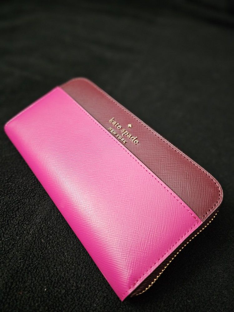 Kate Spade Travel Wallet